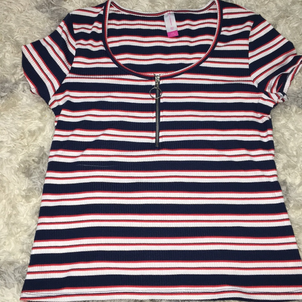 NWOT Striped short sleeve top